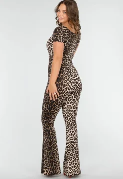 Aansluitende Luipaardprint Jumpsuit met Vierkante Hals, Korte Mouwen en Uitlopende Pijpen