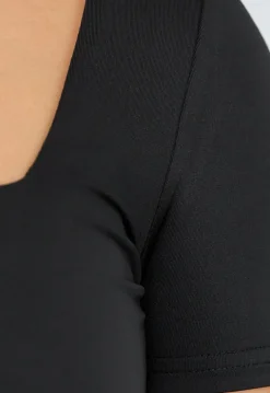 Aansluitende Zwarte Jumpsuit met Vierkante Hals, Korte Mouwen en Uitlopende Pijpen