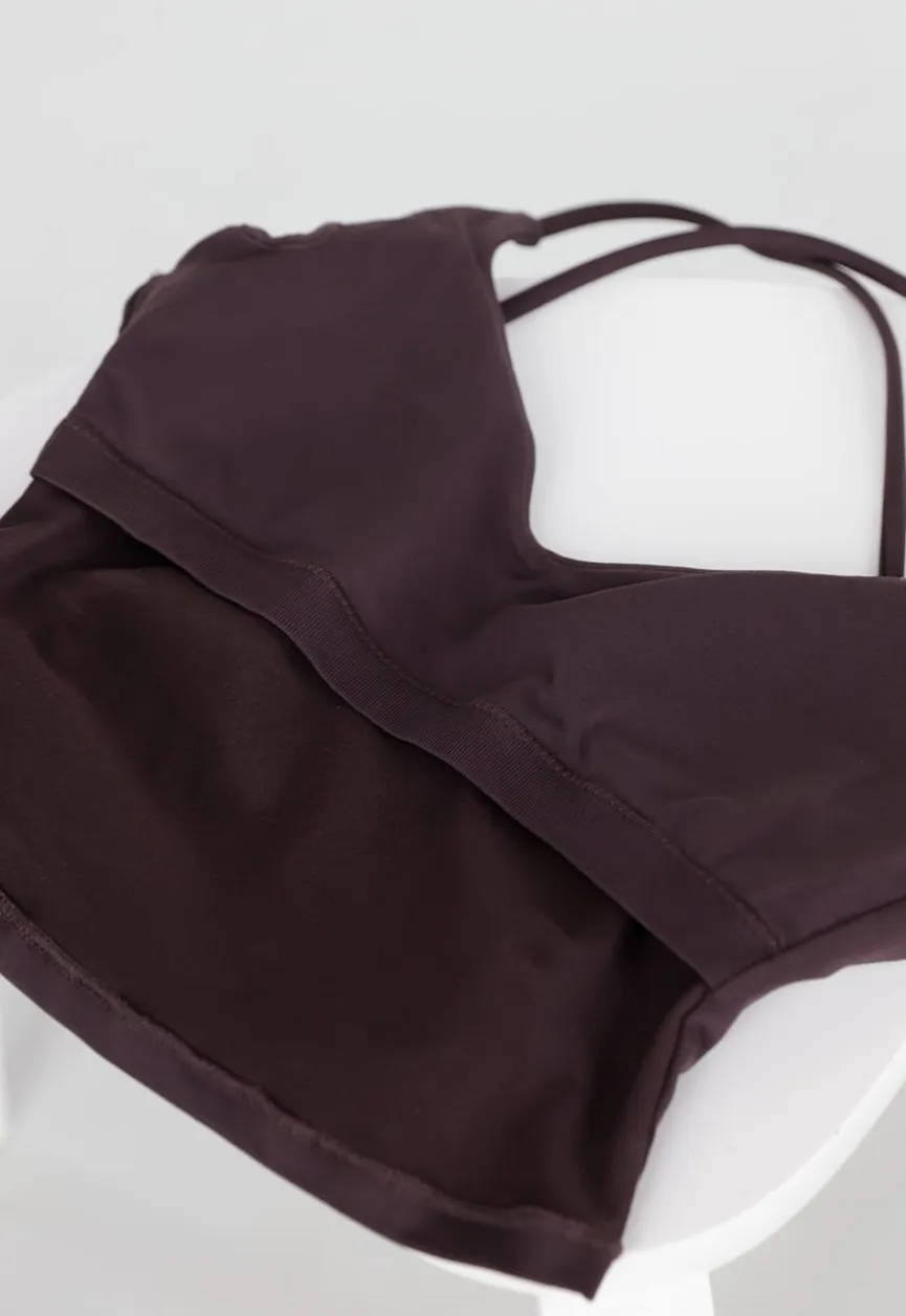 Aubergine Sport Crop Top met Kruisbandjes en Pads