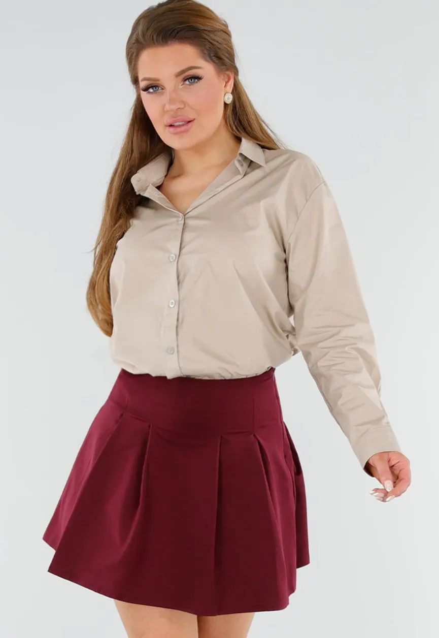 Beige Blouse met Rode NY Patchletters en Knoopsluiting