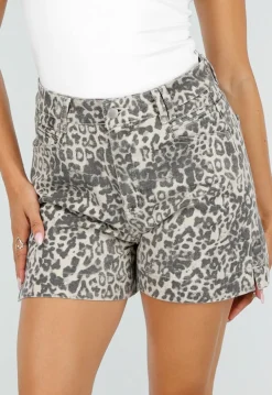 Beige Bruine Leopard Print Shorts met Rechte Pijpen