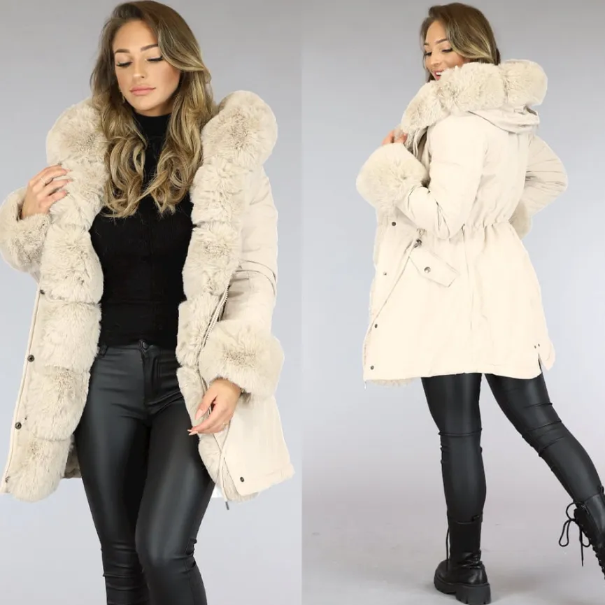Beige Faux Fur Gevoerde Winterjas