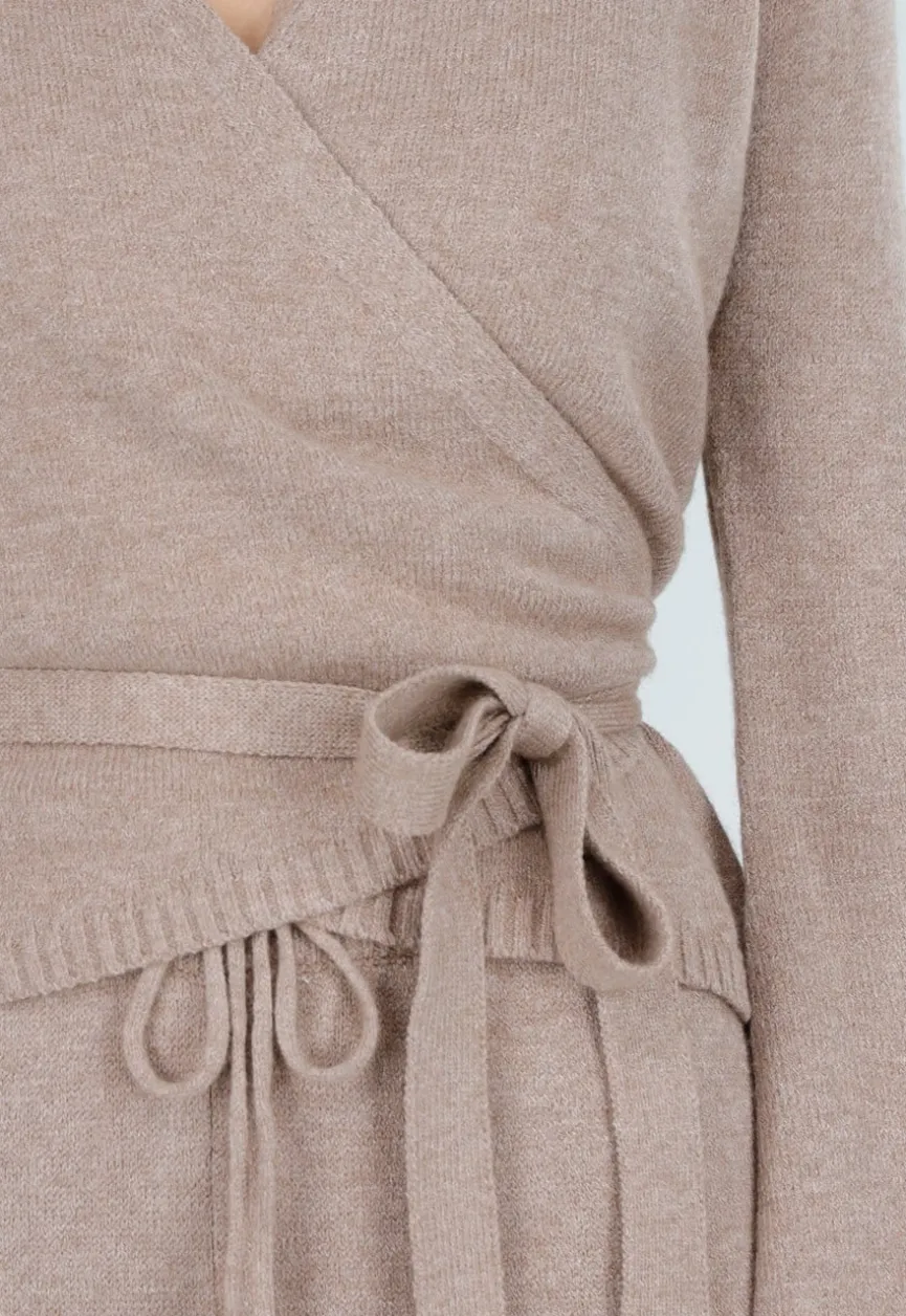 Beige Gebreide Wikkeltop met Strikceintuur en Lange Mouwen