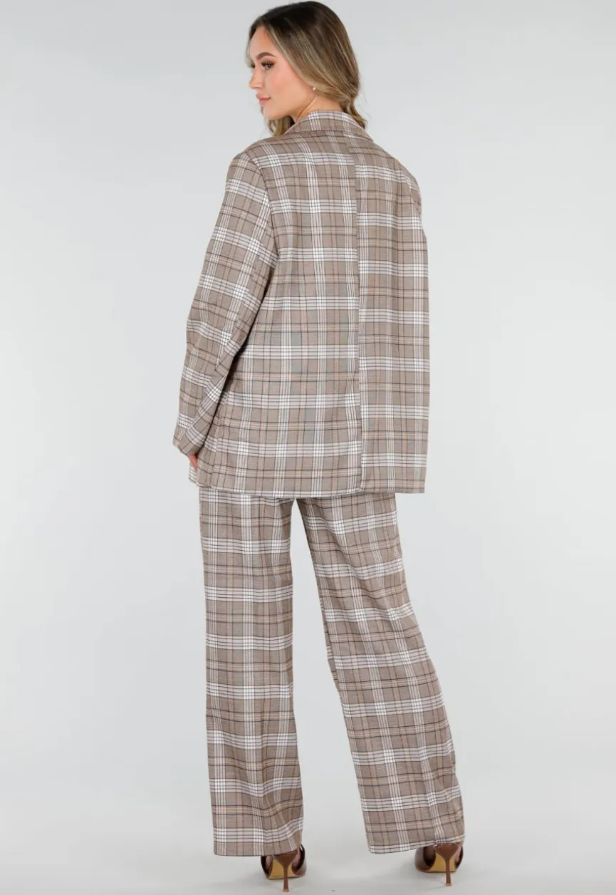 Beige Geruite Blazer met Schoudervullingen