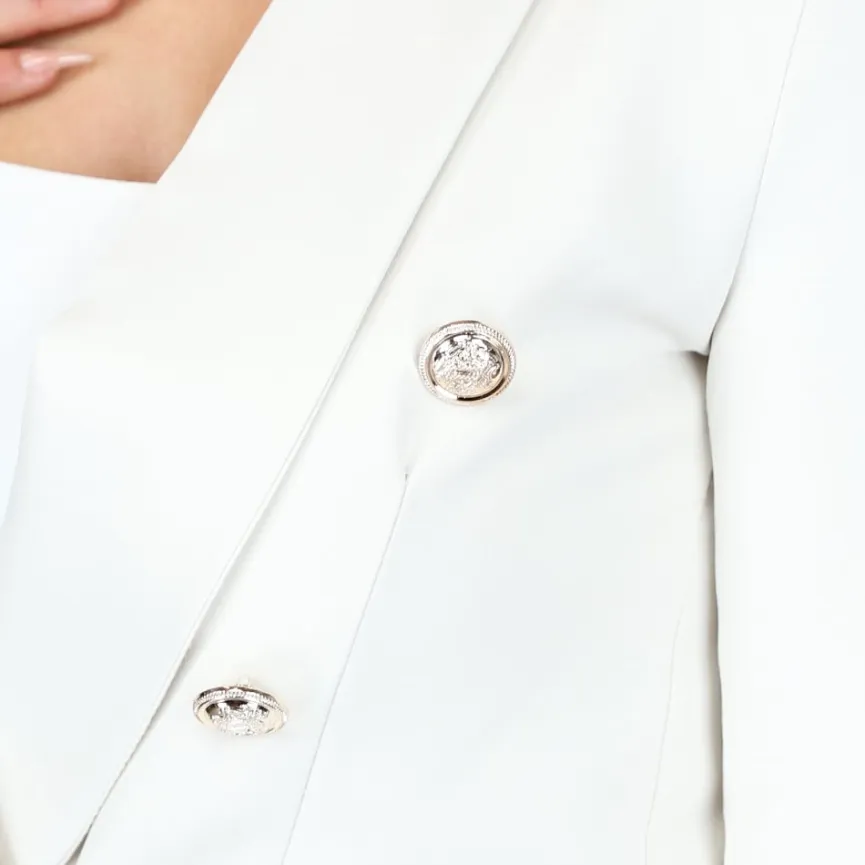 Beige Getailleerde Blazer met Gouden Buttons