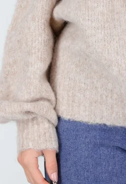 Beige Off Shoulder Wollen Gebreide Trui en Losse Pasvorm