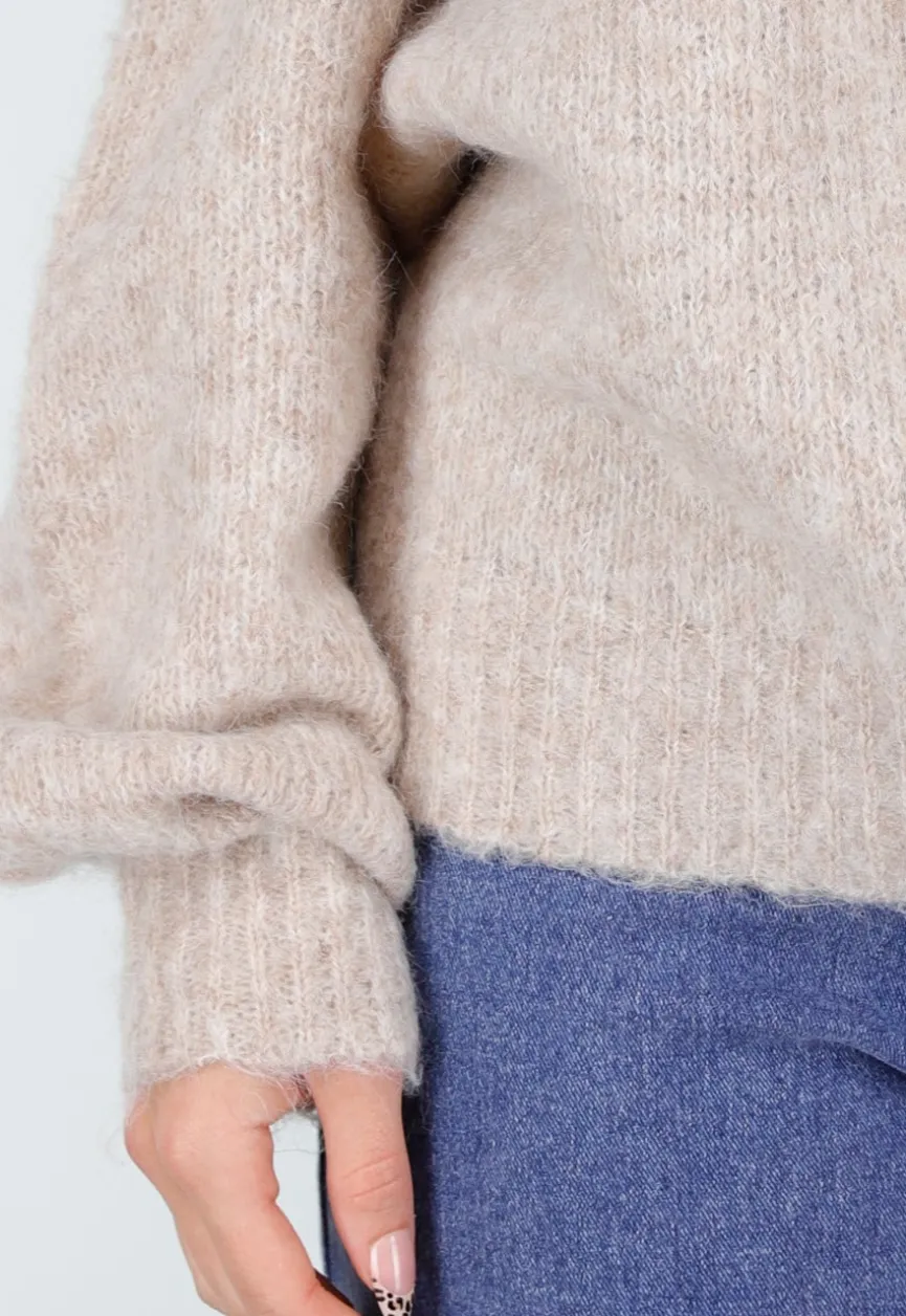 Beige Off Shoulder Wollen Gebreide Trui en Losse Pasvorm