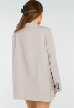 Beige Oversized Blazer met Knoopsluiting, Schoudervulling en Klepzakken