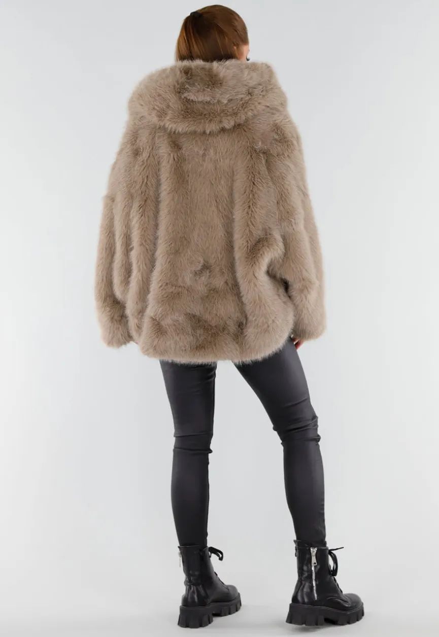Beige Oversized Faux Fur Jas met Capuchon