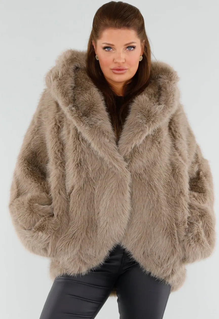 Beige Oversized Faux Fur Jas met Capuchon