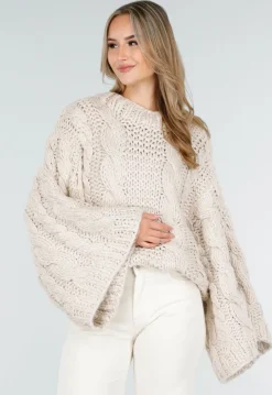 Beige Oversized Kabeltrui met Wijde Mouwen