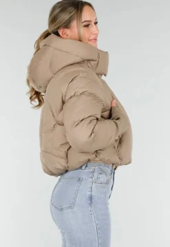 Beige Puffer Jas met Capuchon en Hoge Kraag