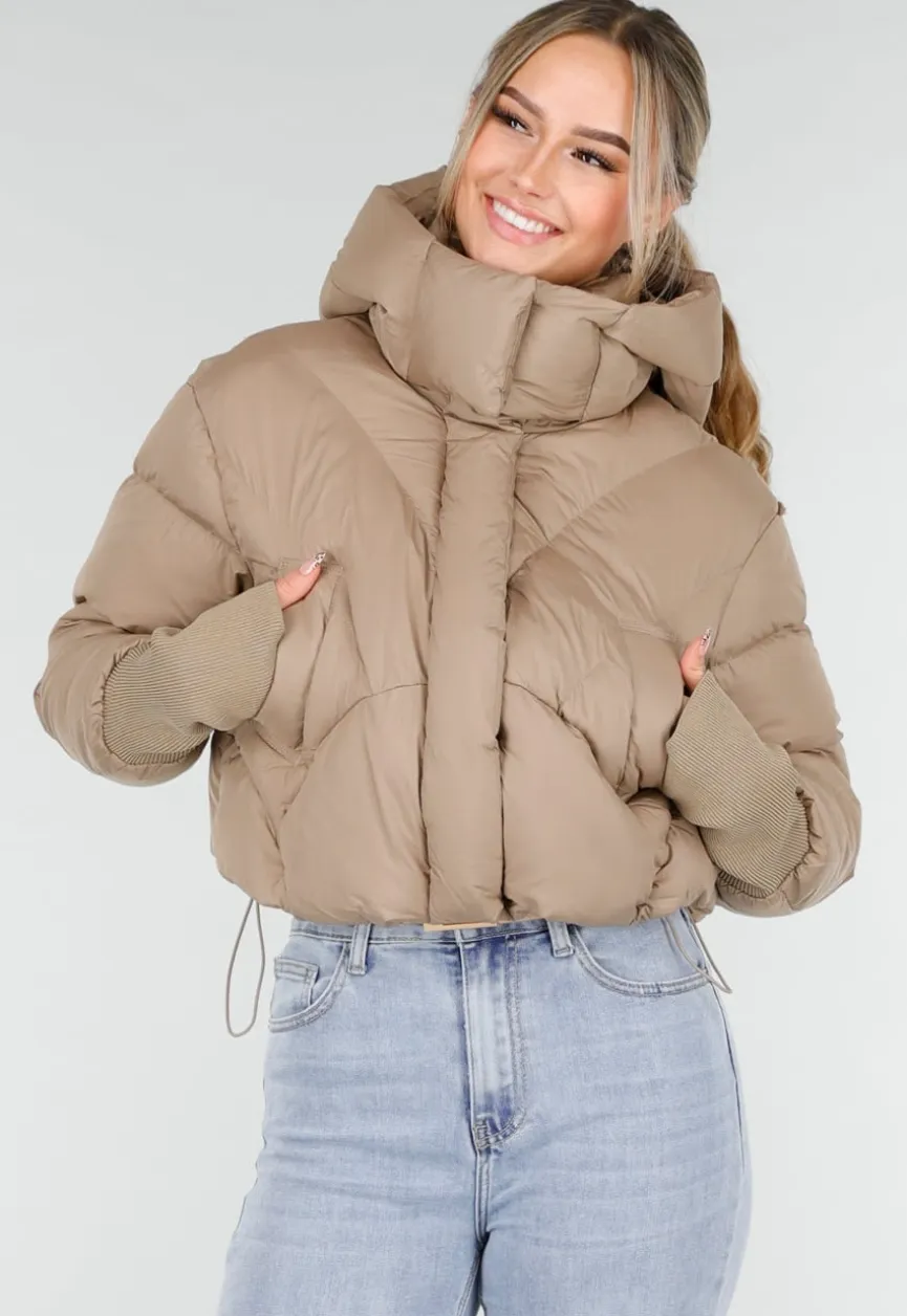 Beige Puffer Jas met Capuchon en Hoge Kraag