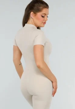Beige Sport Jumpsuit met Korte Mouwen en Rits