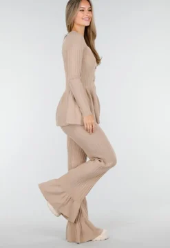 Beige Stretch Two-Piece Set met Flared Broek en Knopen Top