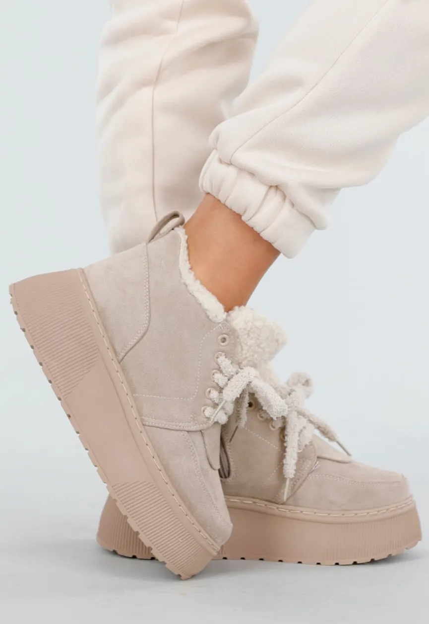 Beige Suède Sneakers met Warme Voering en Plateauzool