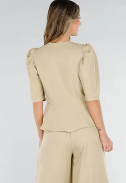 Beige Top met Pofmouwen en Knopen