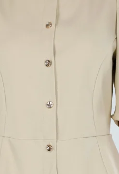 Beige Top met Pofmouwen en Knopen