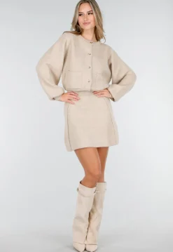 Beige Twee-Delige Set met Gebreid Vest en Rok