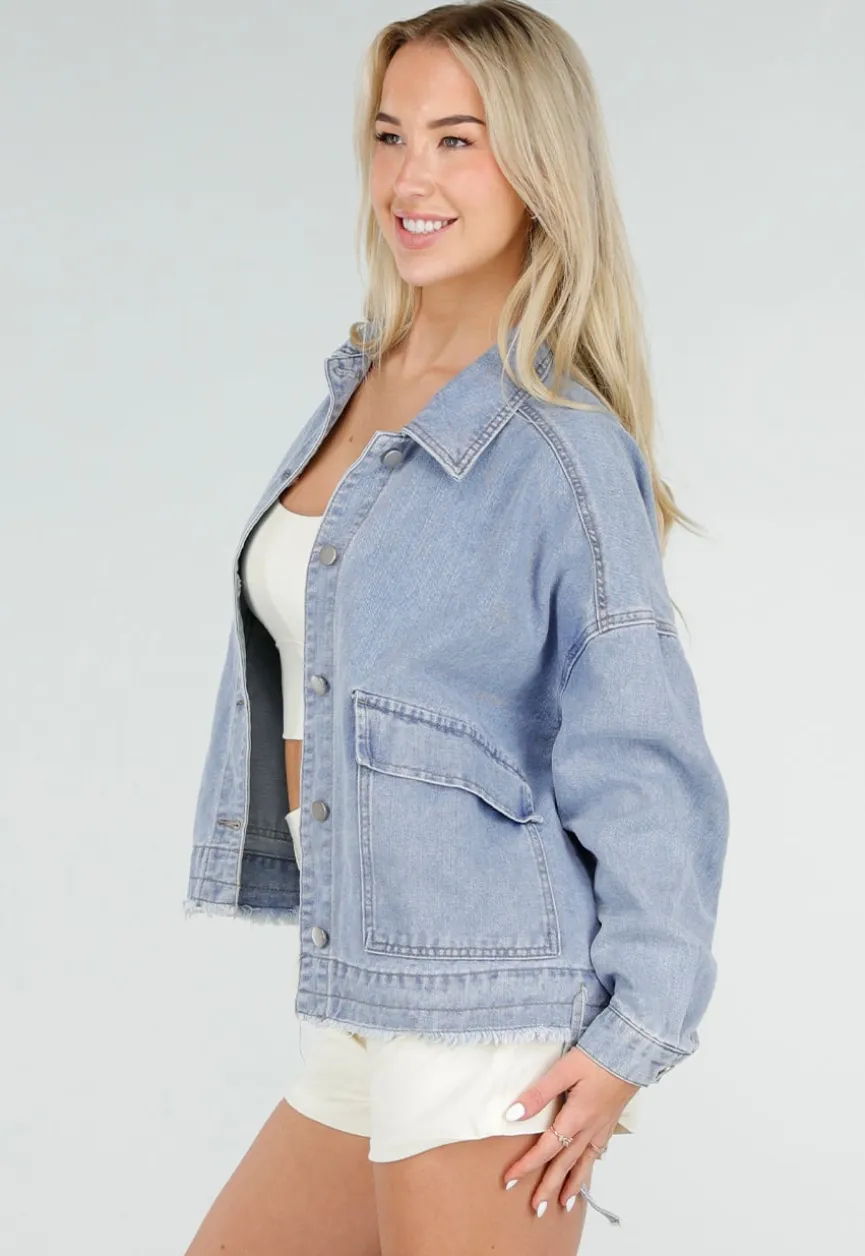 Blauwe Denim Jas met Klepzakken, Trekkoord en Knoopsluiting