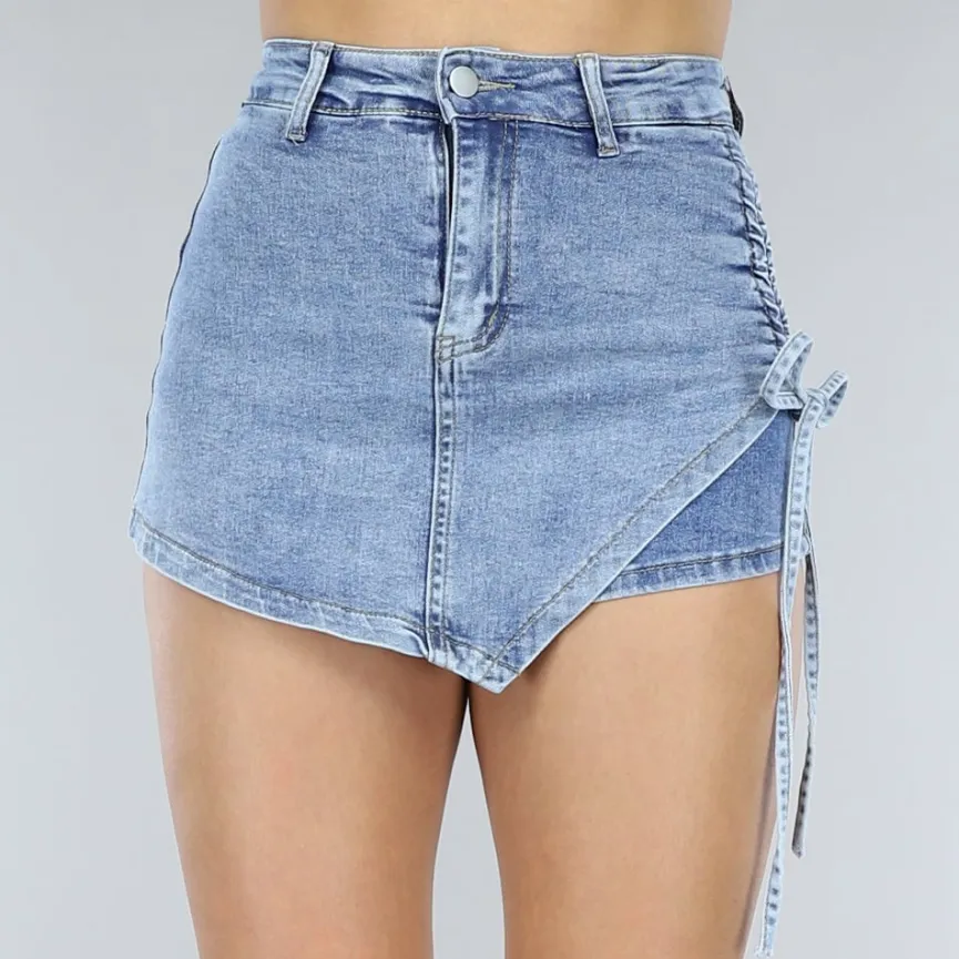 Blauwe Denim Skort met Overslag en Veterdetails