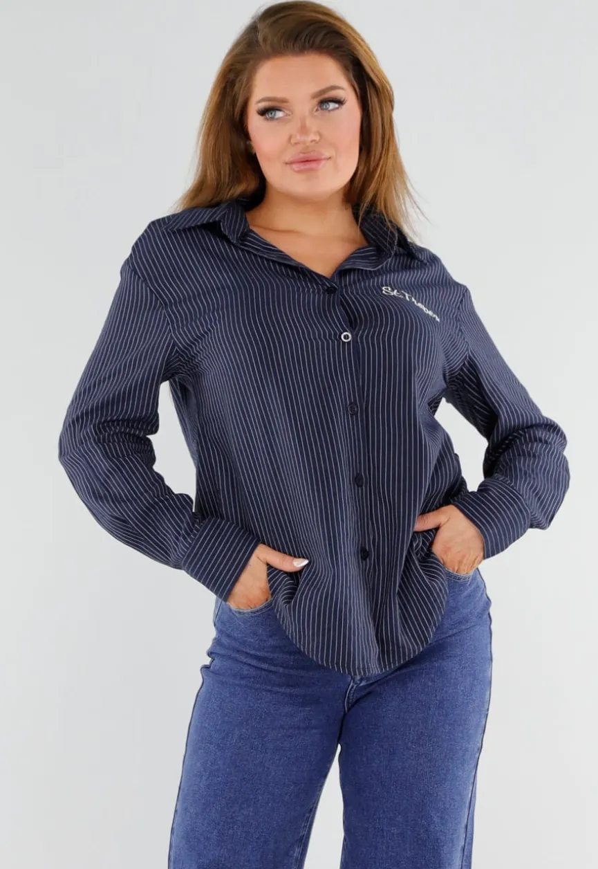 Blauwe Gestreepte Blouse met St. Tropez Borduursel Achterop