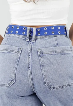 Blauwe Riem met Metalen Oogjes en Gesp