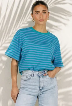Blauw Groene Gestreepte T-shirt met Ronde Hals en Korte Mouwen