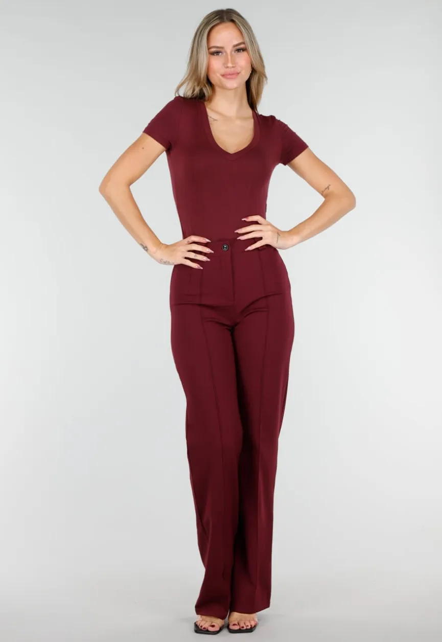 Bordeauxrode Bodysuit met Korte Mouwen en Diepe V-Hals in Stretchstof