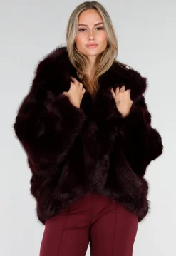 Bordeauxrode Faux Fur Jas met Capuchon
