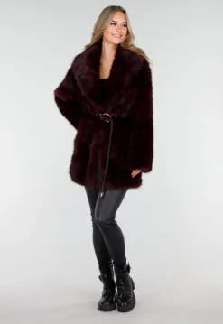 Bordeauxrode Faux Fur Jas met Ceintuur en Brede Kraag