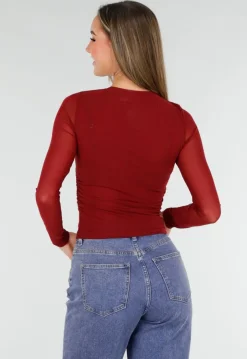 Bordeauxrode Mesh Top met Studs
