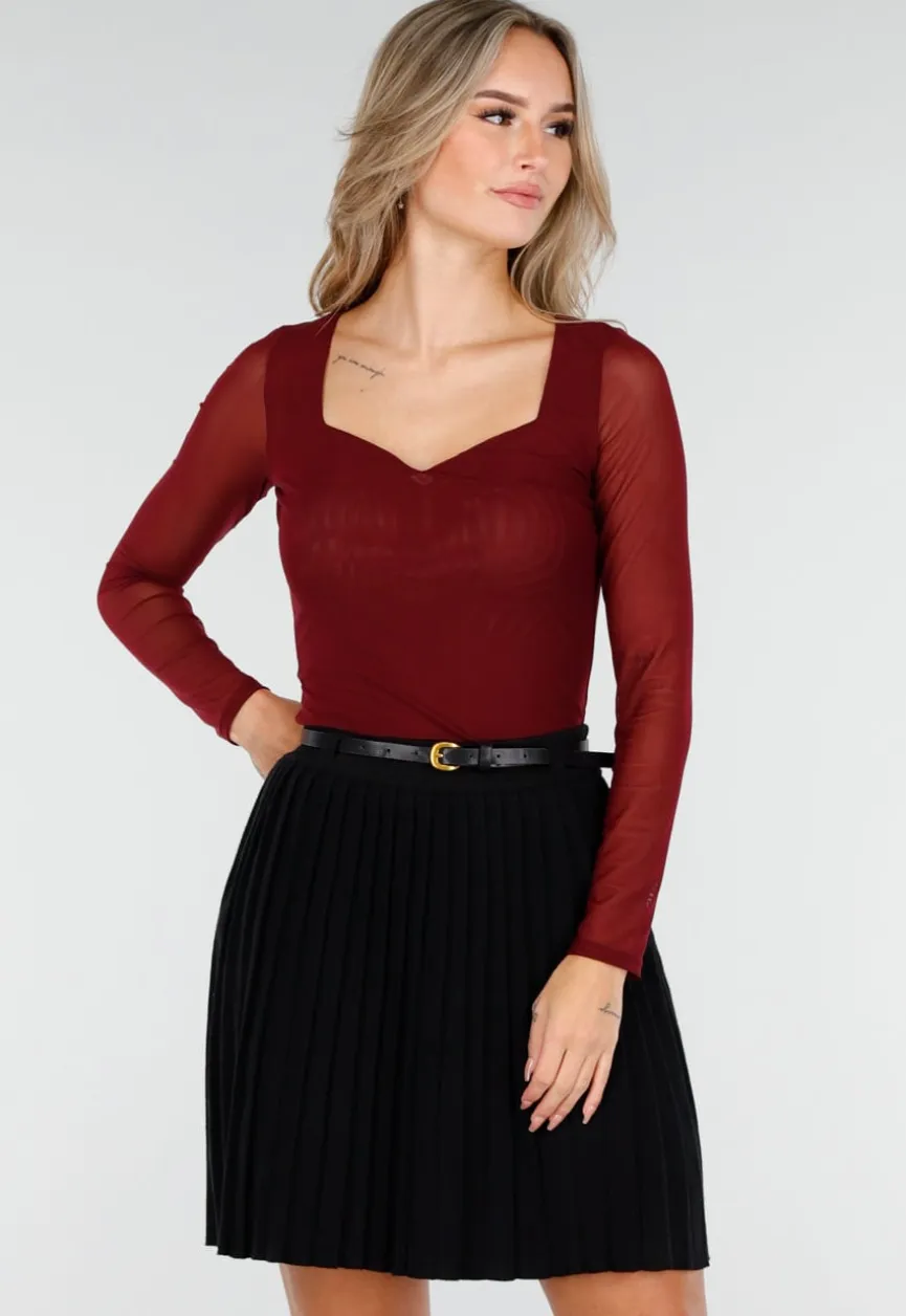 Bordeauxrode Mesh Top met Vierkante Halslijn