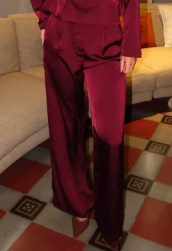 Bordeauxrode Satijnlook Wide Leg Broek met Hoge Taille