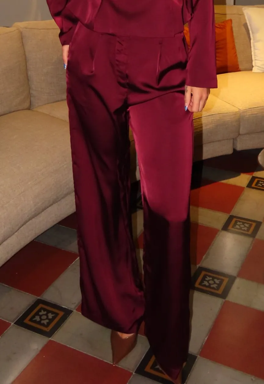 Bordeauxrode Satijnlook Wide Leg Broek met Hoge Taille