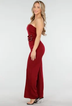 Bordeauxrode Strapless Jumpsuit met Gespen en Rechte Pijpen