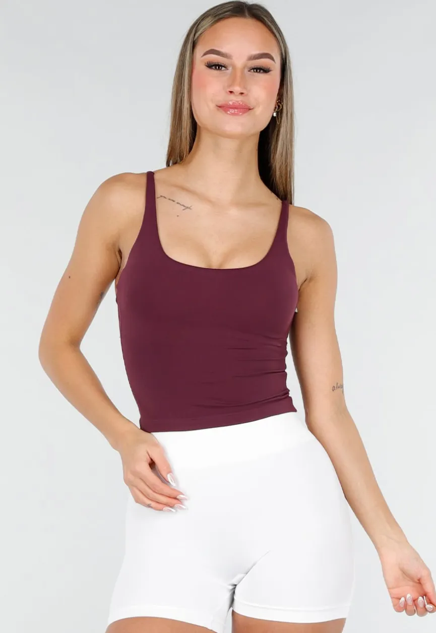 Bordeaux Sport Top met Spaghettibandjes en Pads