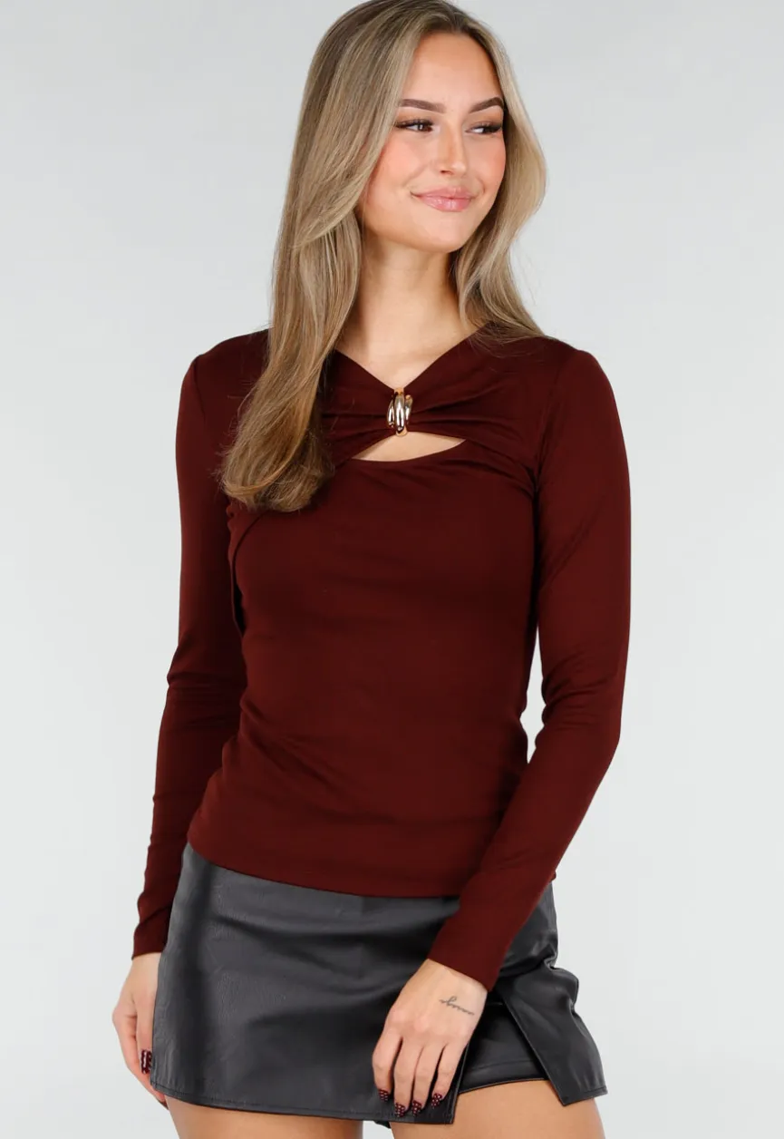 Bordeaux Top met Cut Out Detail