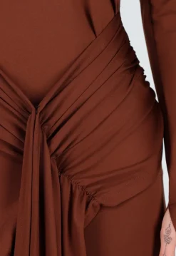 Bruine Asymmetrische Maxi Jurk met Cut Out en Draping
