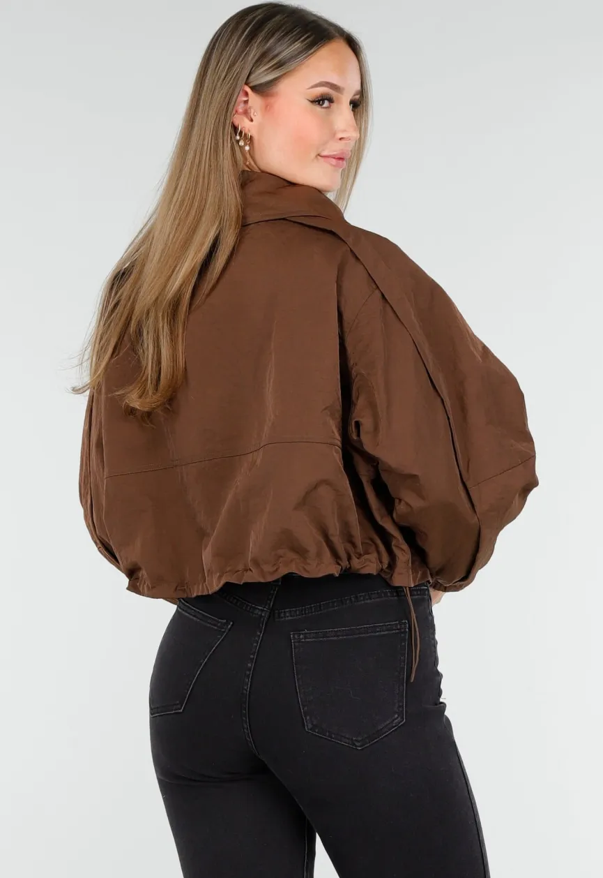 Bruine Cropped Windbreaker Jas met Brede Kraag