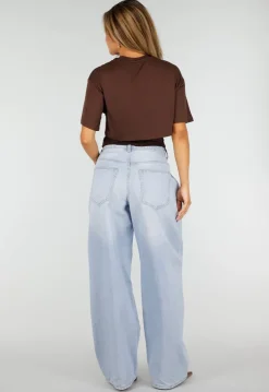Bruine Crop Top met Kanten Taille en Korte Mouwen
