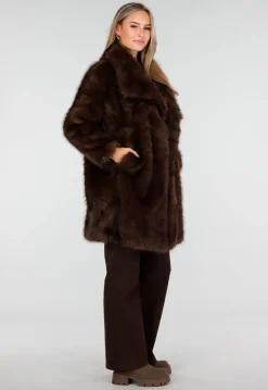 Bruine Faux Fur Jas met Brede Reverskraag