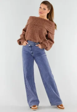 Bruine Gebreide Off Shoulder Trui van Wol met Brede Halsrand en Losvallende Pasvorm