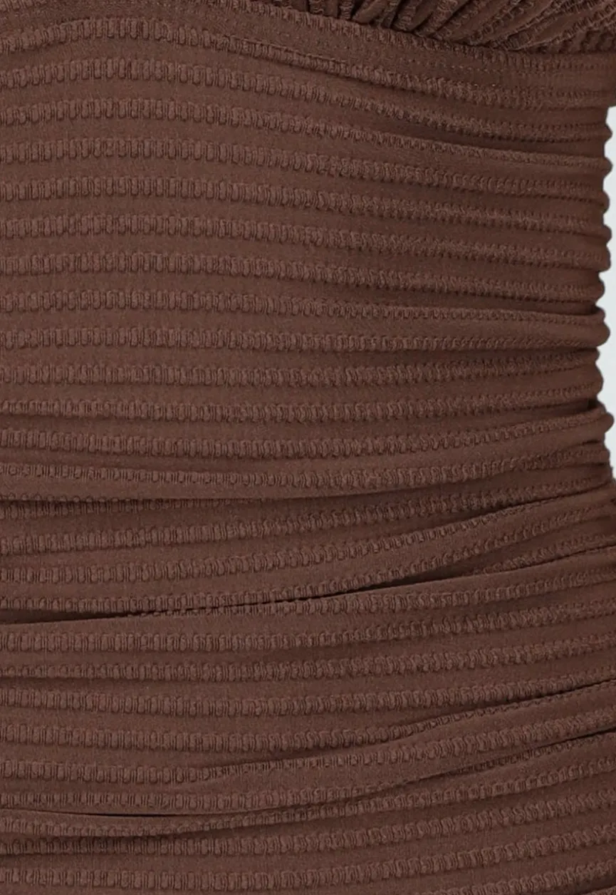 Bruine Halter Badpak met Ribstructuur en Diepe V-Hals
