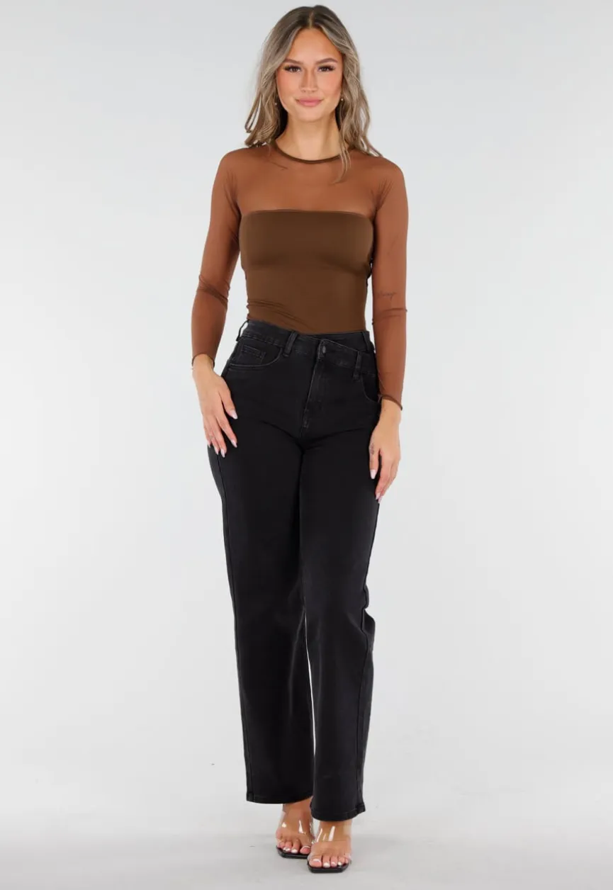 Bruine Mesh Top met Lange Mouwen en Ingebouwde Pads
