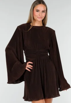 Bruine Plissé Jurk met Hoge Hals en Ruched Taille