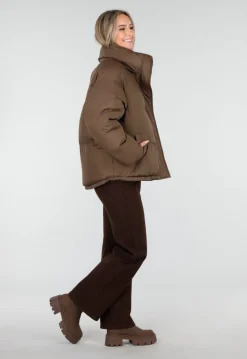 Bruine Puffer Jas met Hoge Kraag en Capuchon