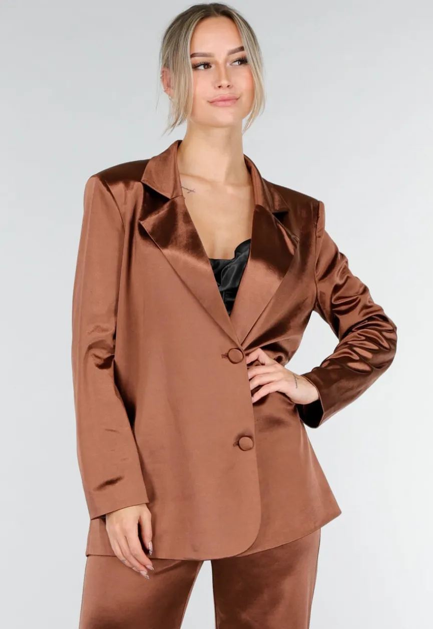 Bruine Satijnlook Blazer met Licht Getailleerde Pasvorm en Dubbele Knopen