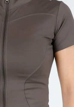 Bruine Sportset met Korte Mouwen Jasje en Shapewear Short met Hoge Tailleband