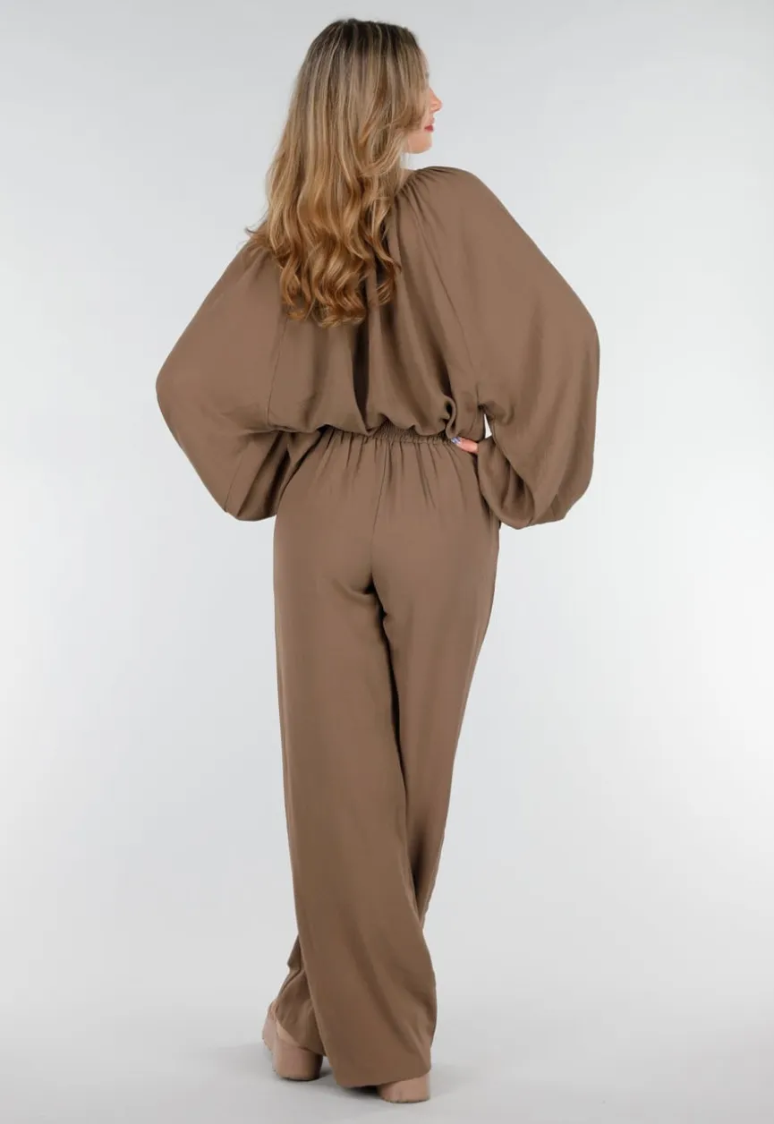 Bruine Stretch Blouse met Striksluiting en Wijde Mouwen